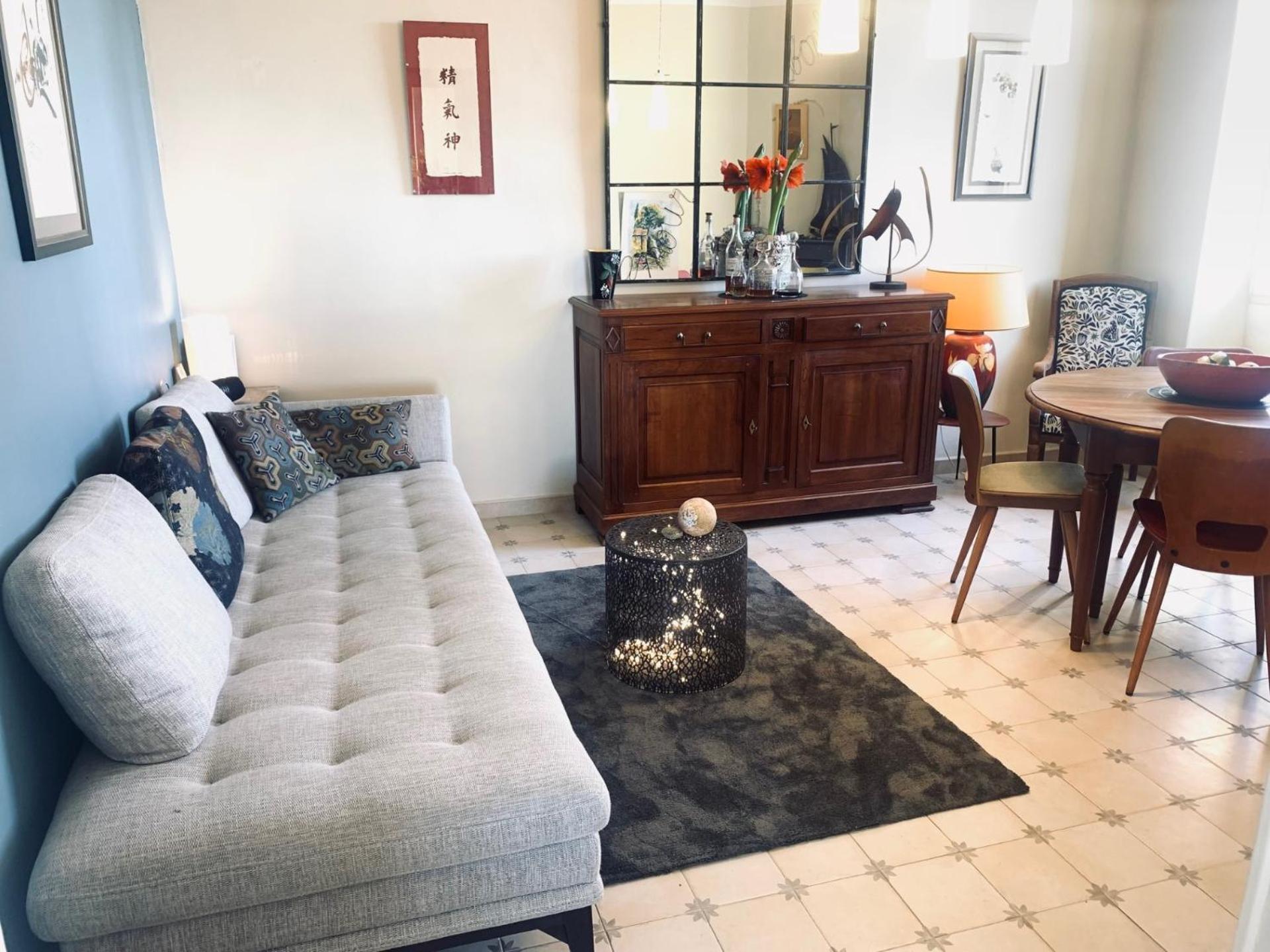 Les Volets Rouges Bed and Breakfast Saint-Sauveur-de-Cruzière Εξωτερικό φωτογραφία